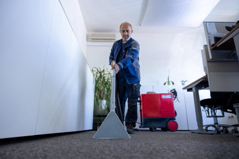Teppichreinigung trocken und nass